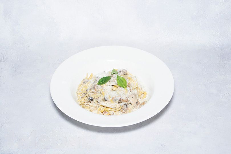 Linguine Alfredo